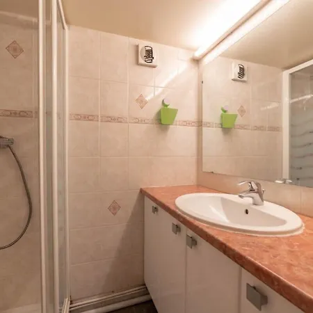 Grand Ferret Furnished Flat *