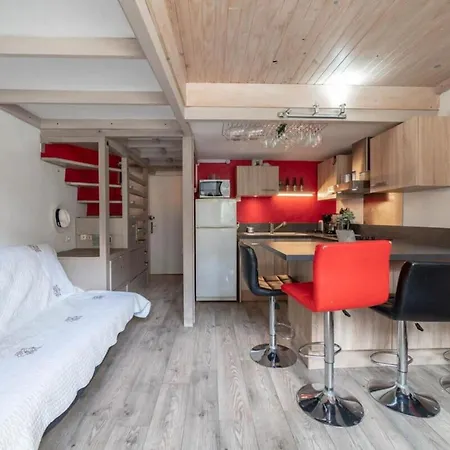 Grand Ferret Furnished Flat Lägenhet *